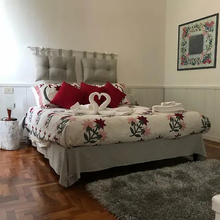 Agli Acquedotti Romani Apartment *
